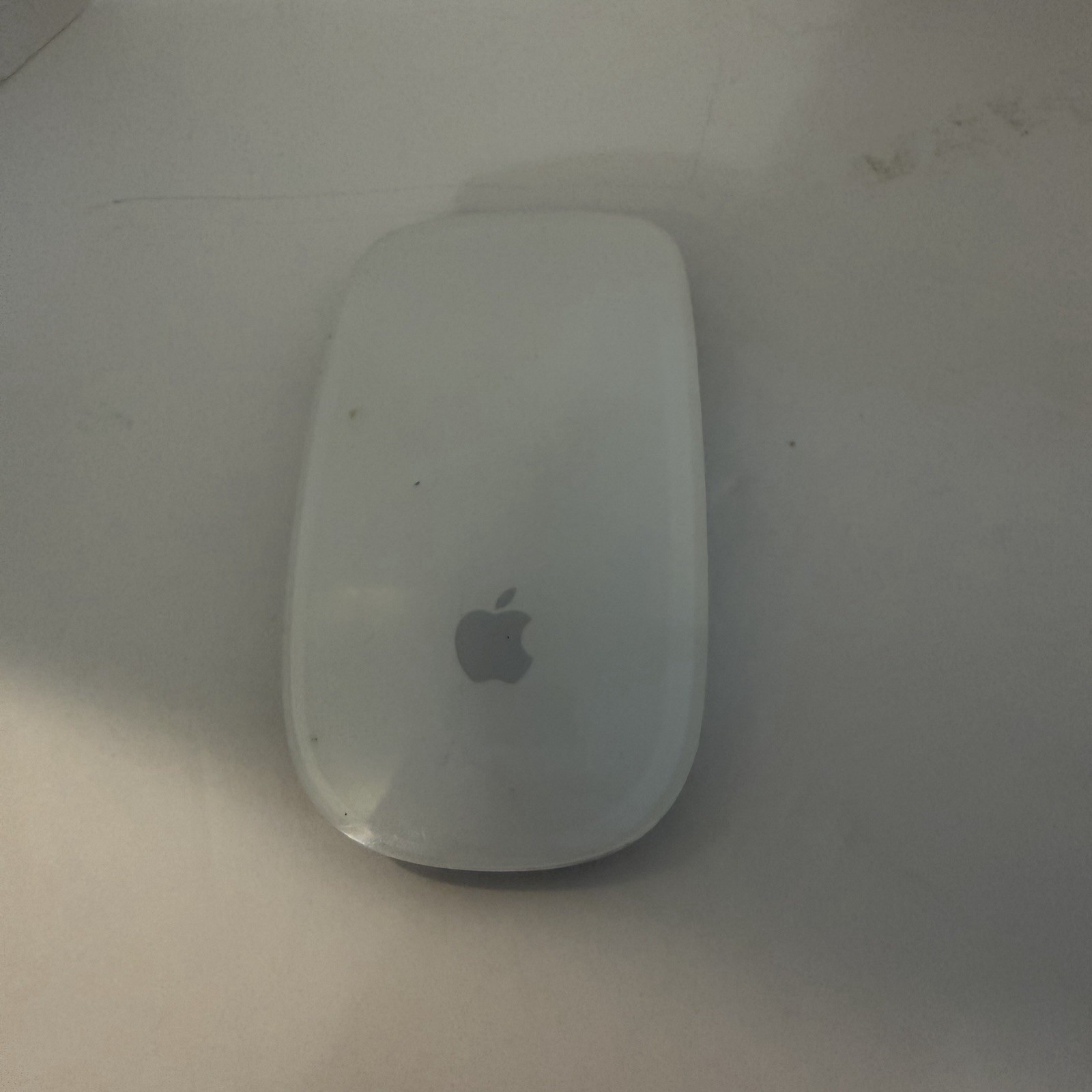 Apple Mouse Wireless Bluetooth Optical Rechargeable White/Silver Tested  Works