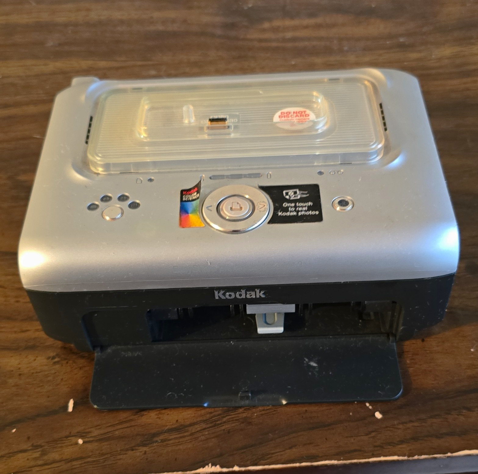Kodak EasyShare Printer Dock Series 3 Portable Dye-Sub Color Photo Printer A6