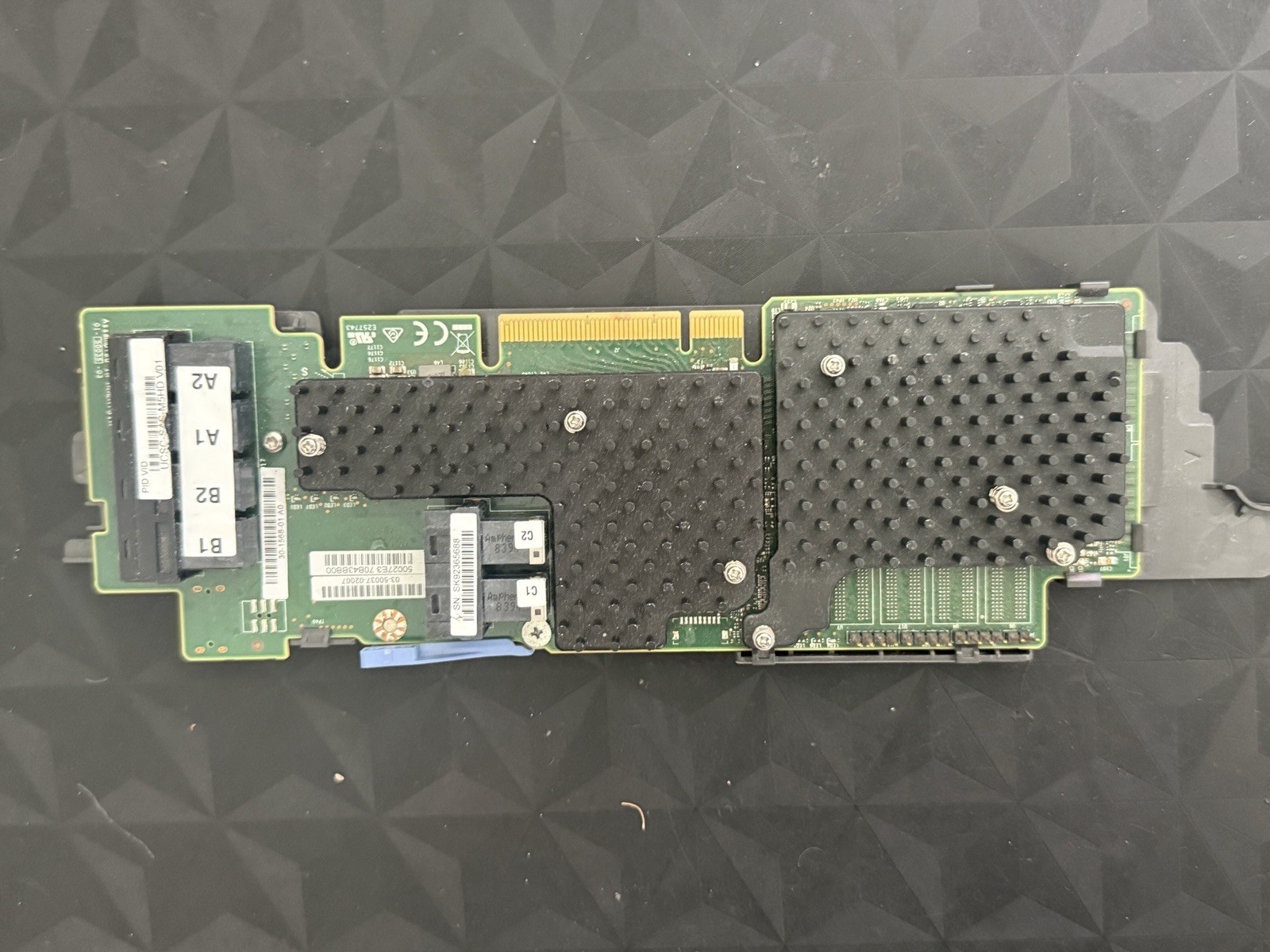 UCSC-RAID-M5HD CISCO 12Gb/s MODULAR PCIE SAS RAID CONTROLLER