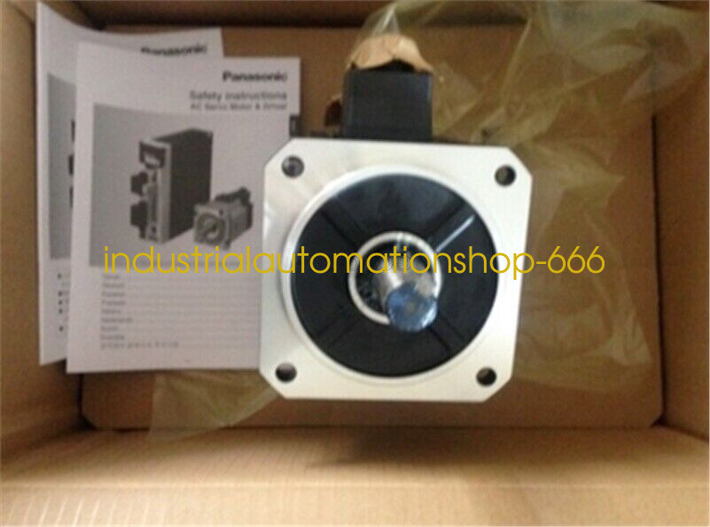 1Pc NEW Panasonic servo motor MDME302GCGM Via DHL or FedEX