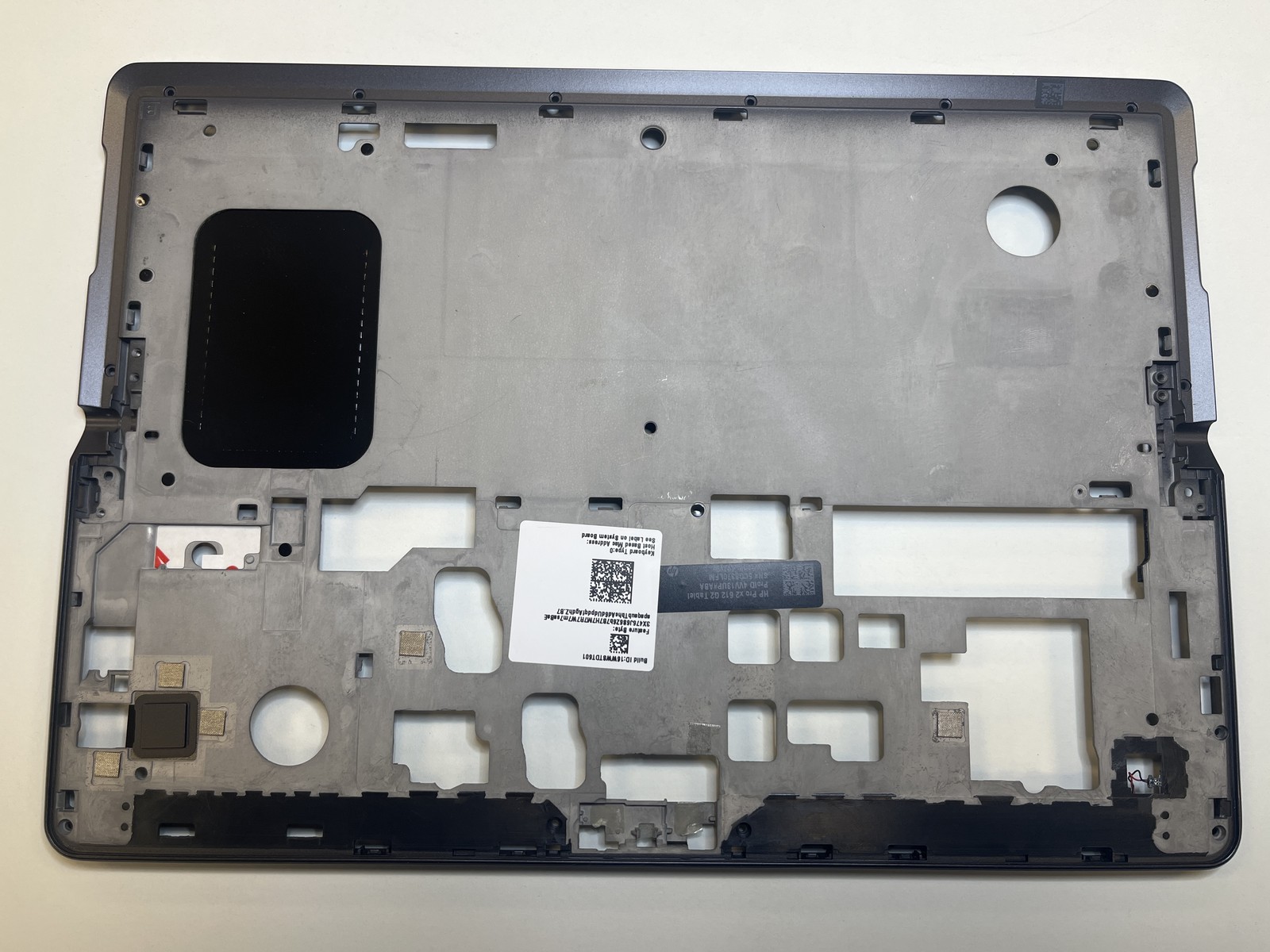 918395-001 Middle Frame for HP Pro x2 612 G2