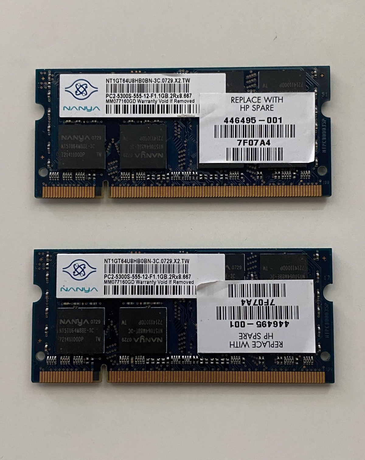 NANYA Lot 2 X 1GB (2GB TOTAL) DDR2-667 PC2-5300S Memory SODIMM NT1GT64U8HB0BN-3C