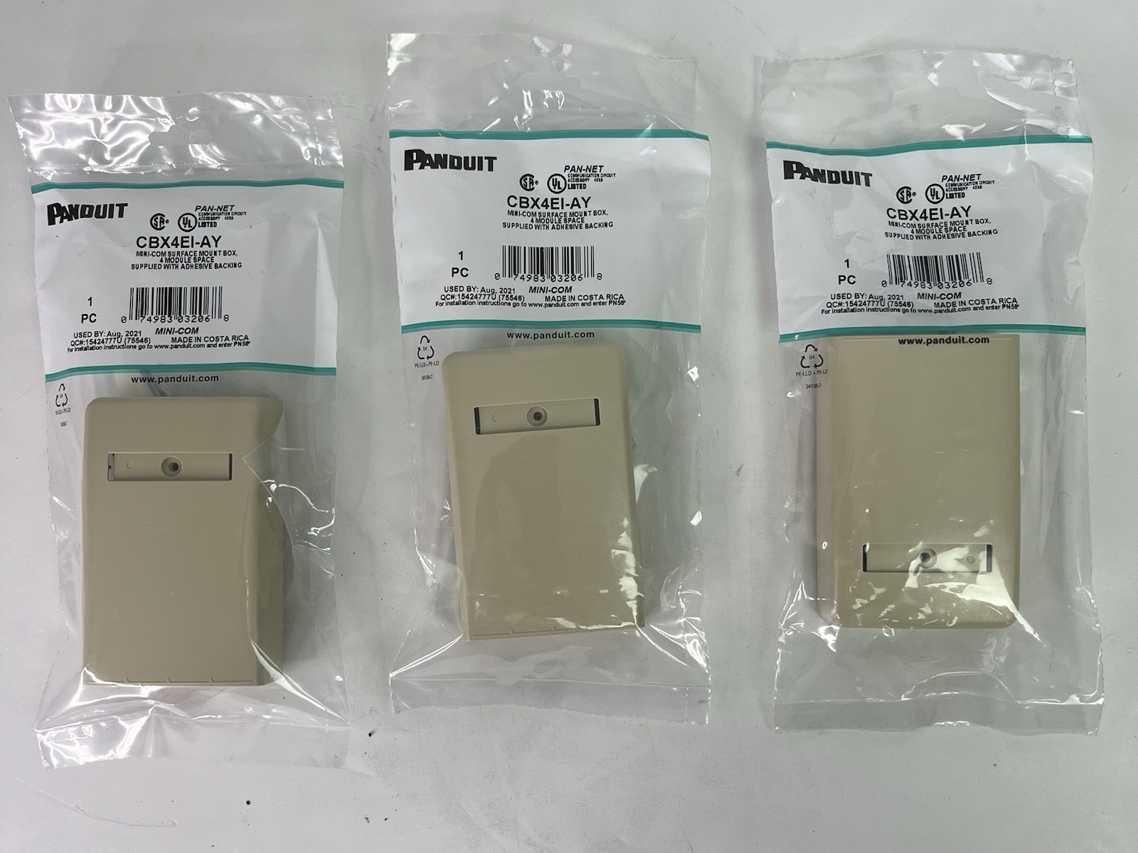 PANDUIT CBX4EI-AY   MINI -COM   SURFACE MOUNT BOX  4 MODULE SPACE   3 Pieces