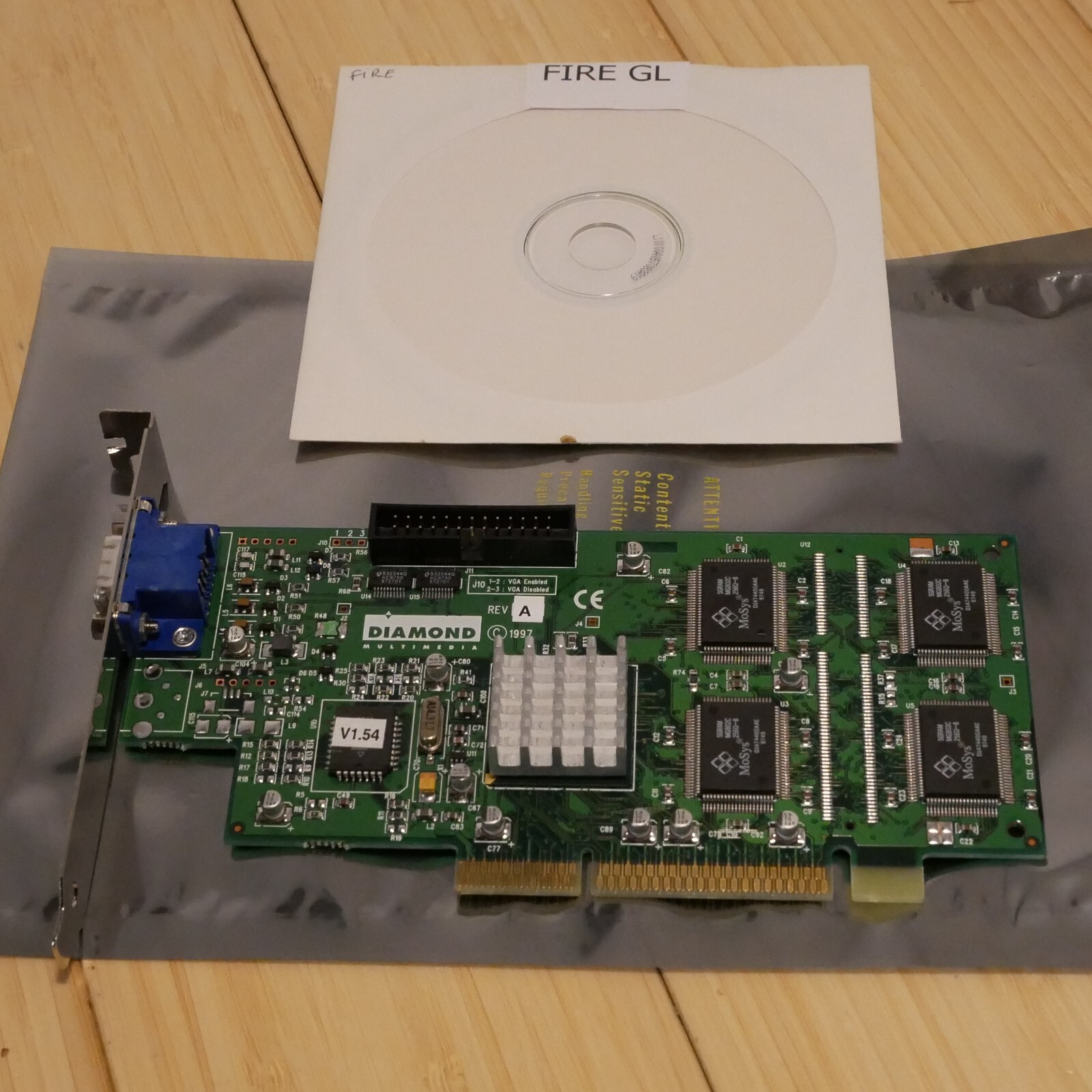 Diamond Fire GL 1000 1K PRO 8 MB AGP Video Card VGA & Driver CD - Tested 05