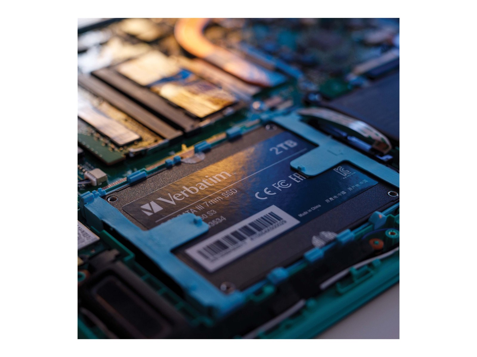 Verbatim Vi550 S3 2TB Internal 2.5" (6.4 cm) Verbatim Vi550 Internal 49354-483 SSD