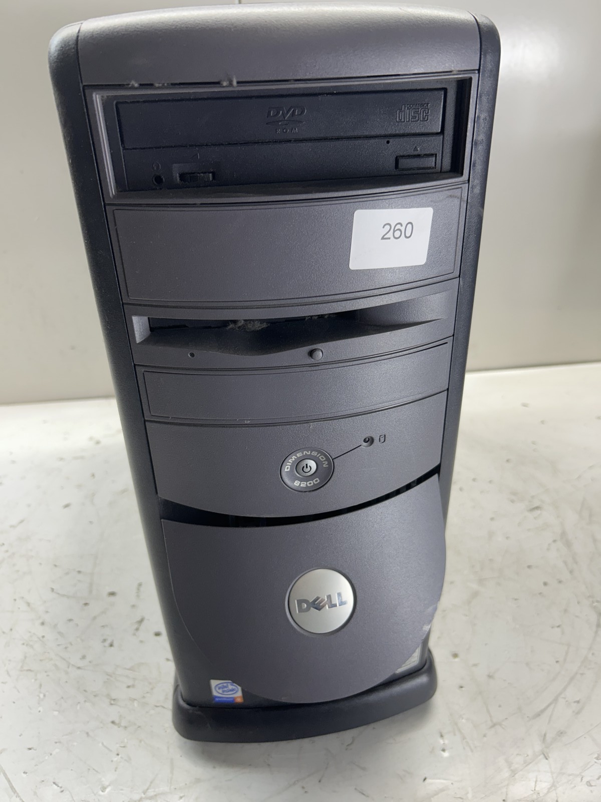 Dell Dimension 8200 Intel Pentium 4 2.00GHz 256MB NO HDD
