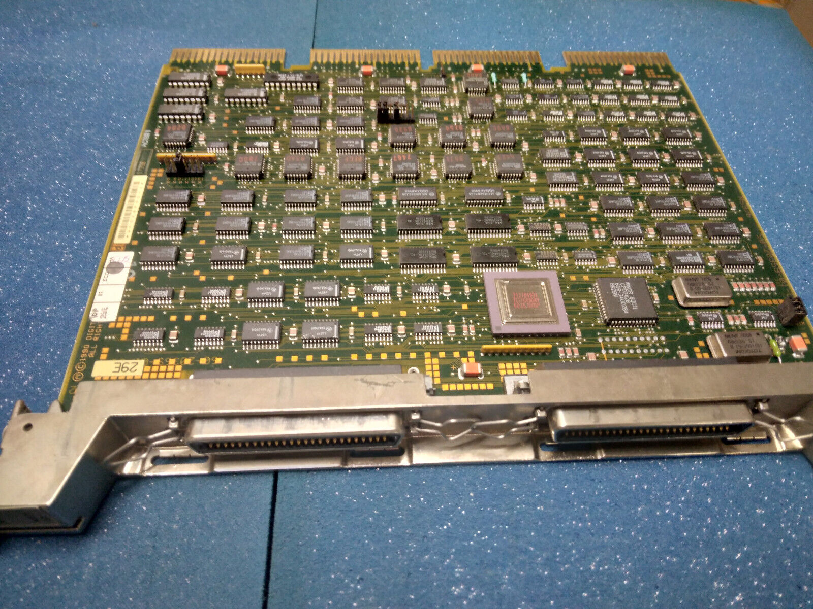 DEC M5976-SA VAX Qbus to SCSI-I cont bd for BA23/123 box, Digital Equipment Corp