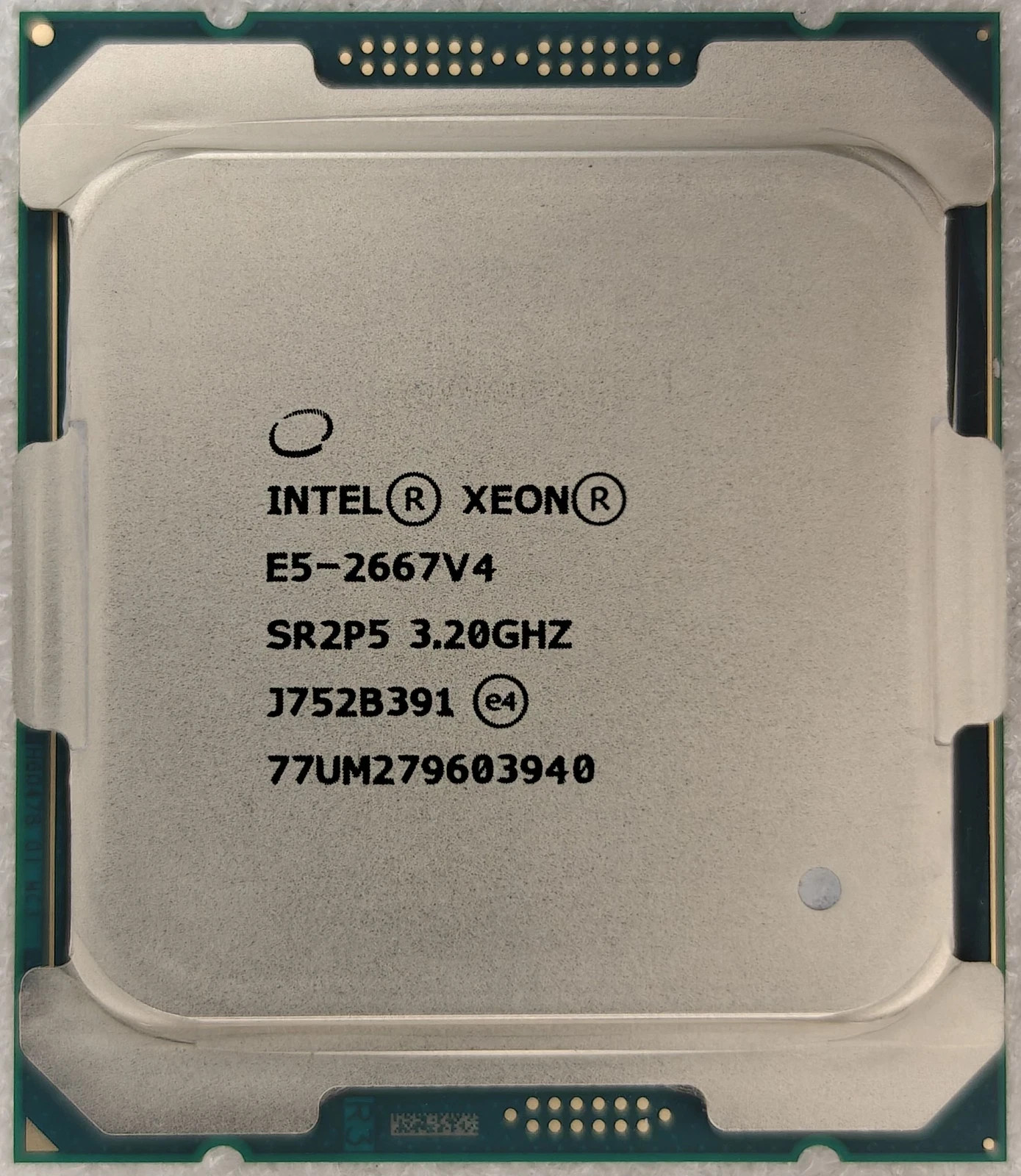 INTEL XEON E5-2667V4 3.2 GHz 8-CORE SR2P5 CM8066002041900