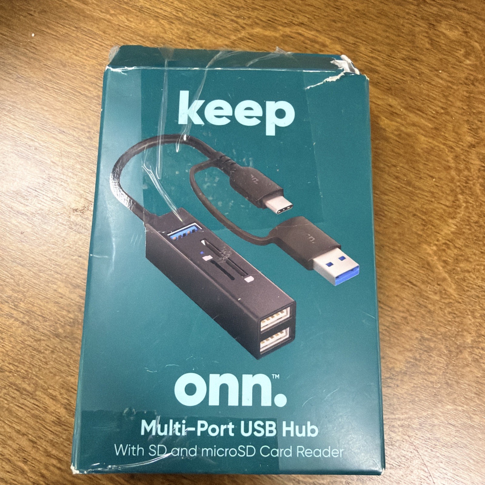 ONN Multi-Port USB Hub with SD and microSD Card Reader USB 3.0 Open Box