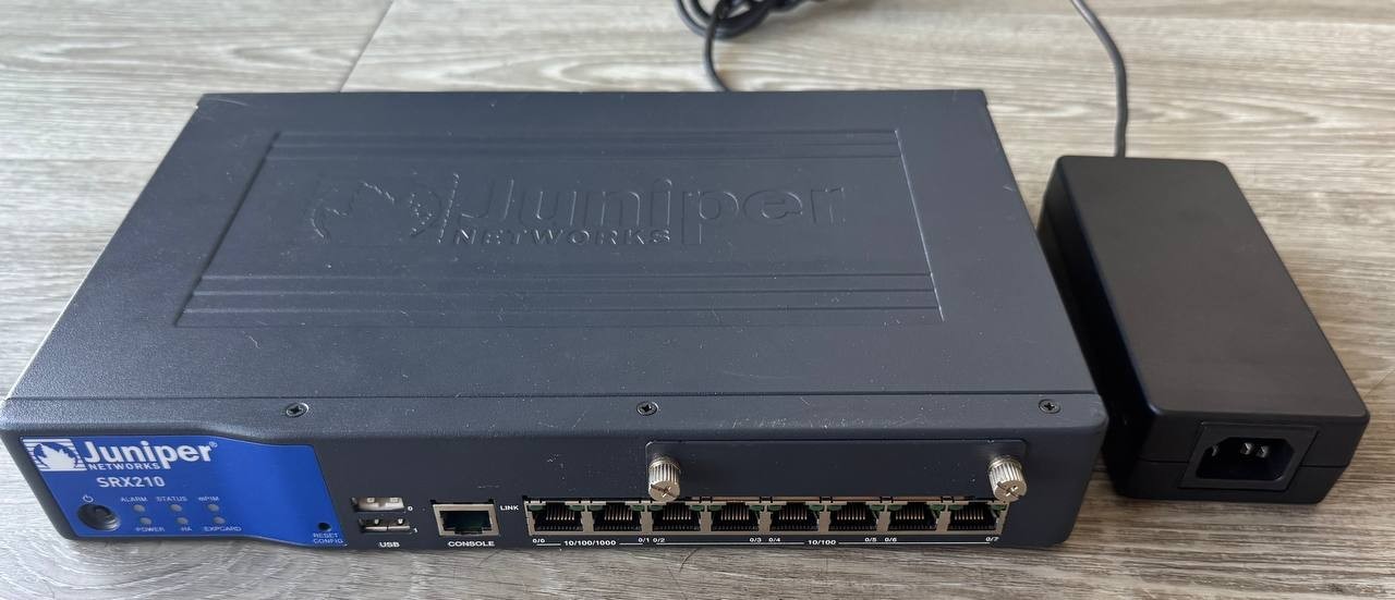 Juniper SRX210 Services Gateway Firewall Router w/ Power Adapter Tested