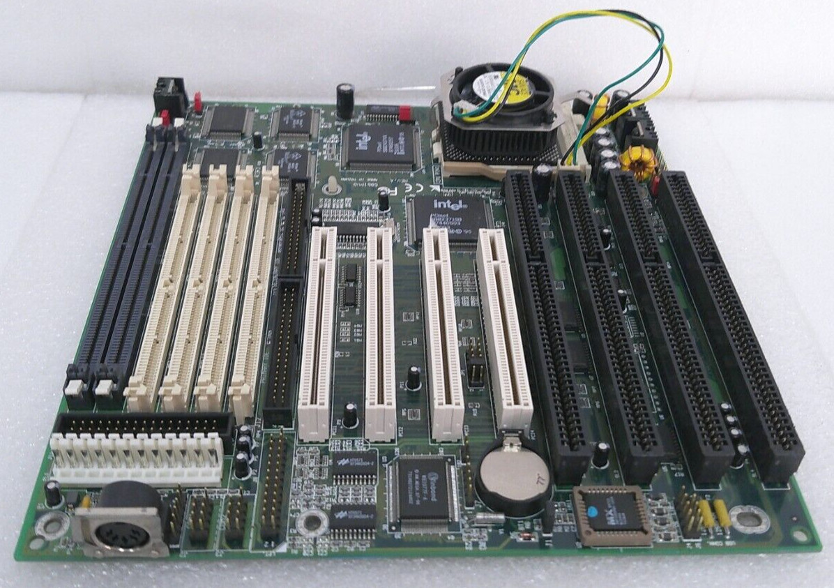 DFI 586iPVG C/512K MOTHERBOARD W/ SL2BM INTEL CPU, HEATSINK & FAN