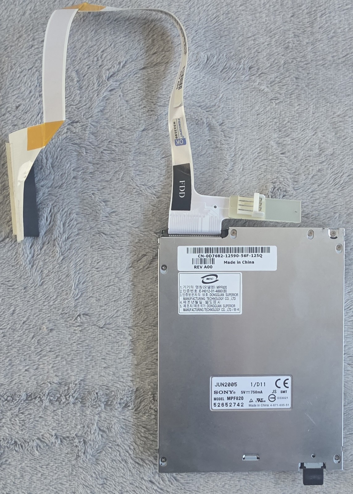 Dell 0D7682 Sony MPF820 3.5" Floppy Disk Drive w/ Ribbon Cable & Adapter Board