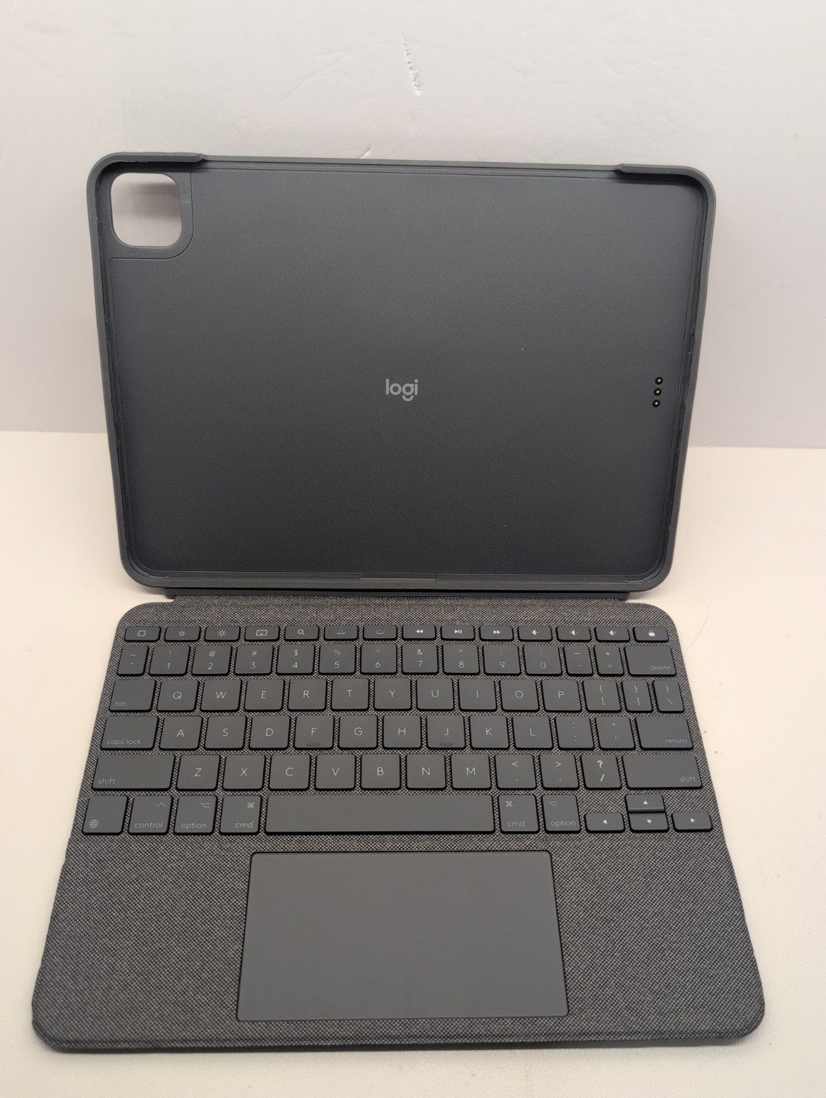 Logitech Combo Touch Keyboard Case for 11" Apple iPad Pro 1st/2nd/3rd/4th Gen