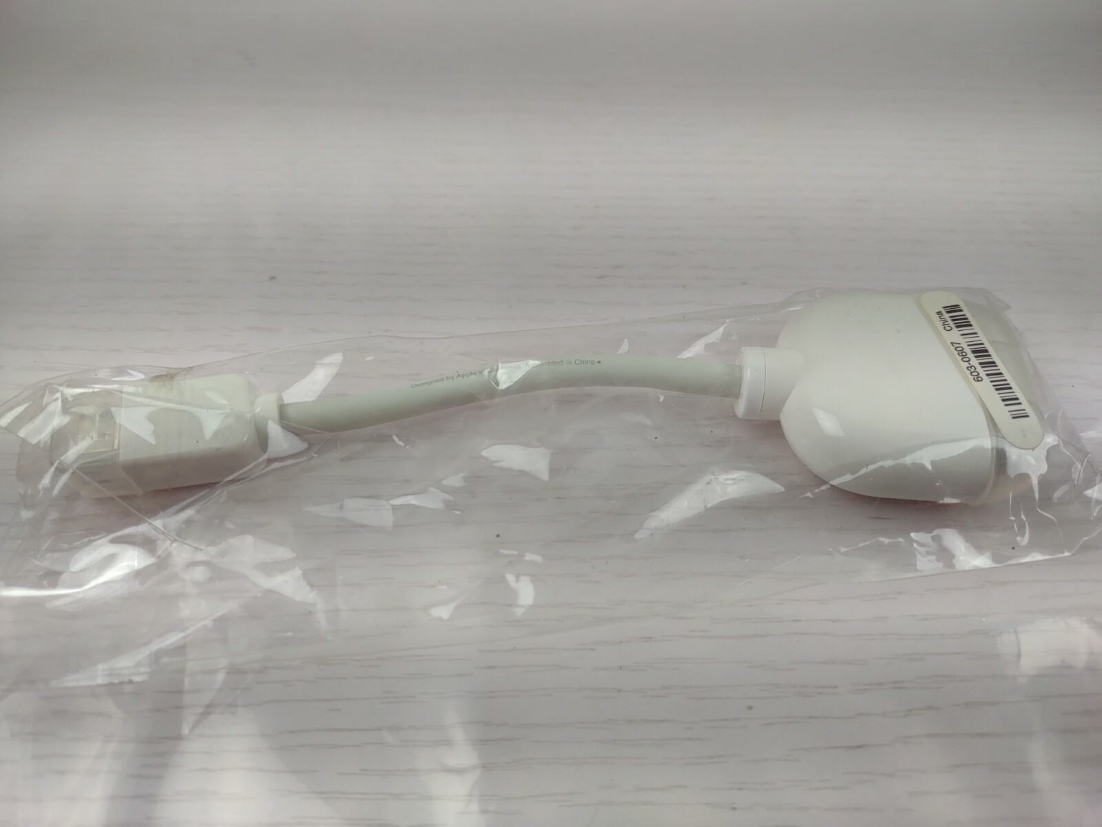Mini VGA Port to VGA Adapter for Apple iBook eMac Powerbook Display 603-0607