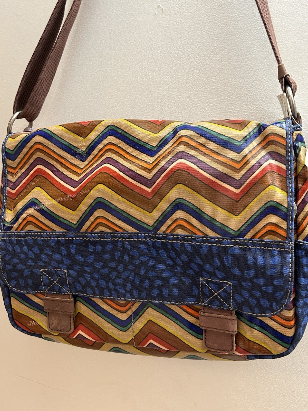 FOSSIL Crossbody Messenger Bag Striped Easy Clean Coated Canvas Travel Laptop