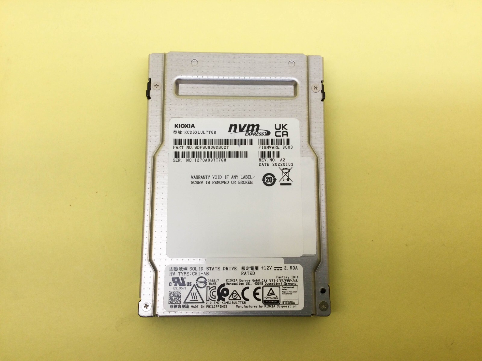 KIOXIA CD6-R 7.68TB NVMe PCIe4.0 2.5" U.3 Internal SSD KCD6XLUL7T68