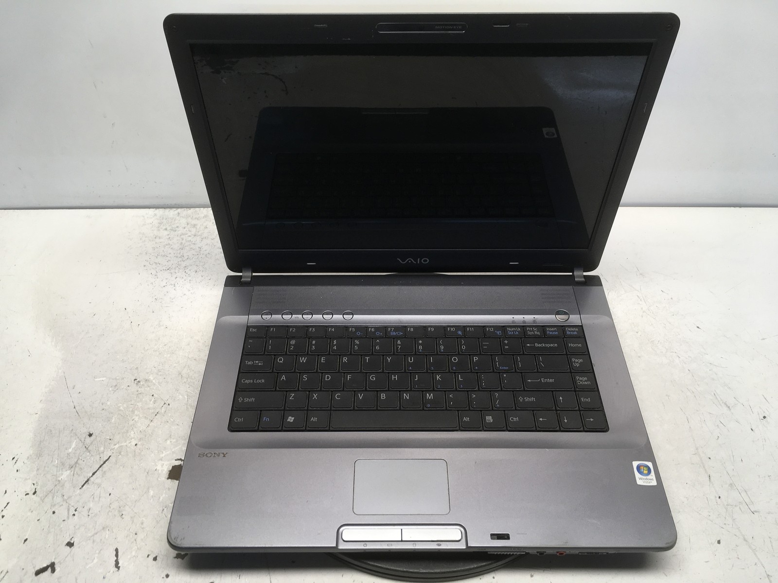 Sony Vaio VGN-FE880E Intel Core 2 Duo T5500 1.66GHz 2 GB NO HDD No Batt