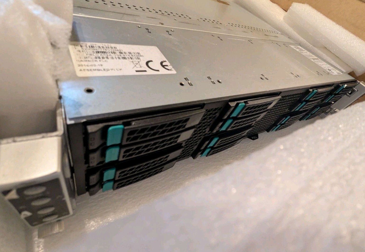 Intel H2000 4 Node H2216XXKR, 2x 1600w PSU HPC Server Chassis 16x 2.5"