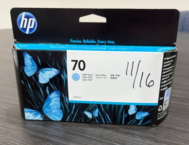 HP 70 Light Cyan Ink Cartridge C9390A 130ml Genuine OEM New DesignJet