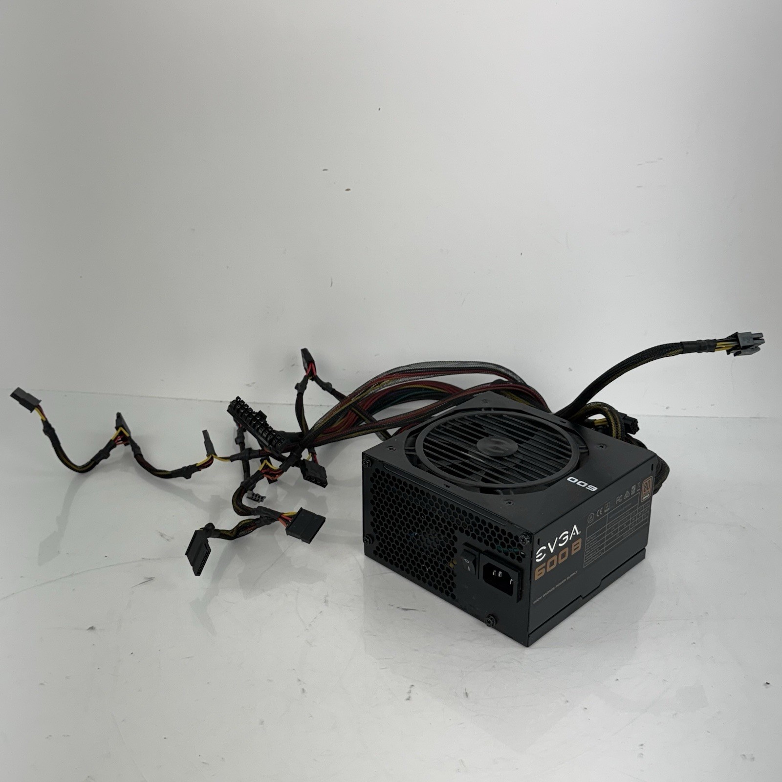 EVGA 600B 100-B1-0600 600W 20+4-Pin ATX Desktop Power Supply