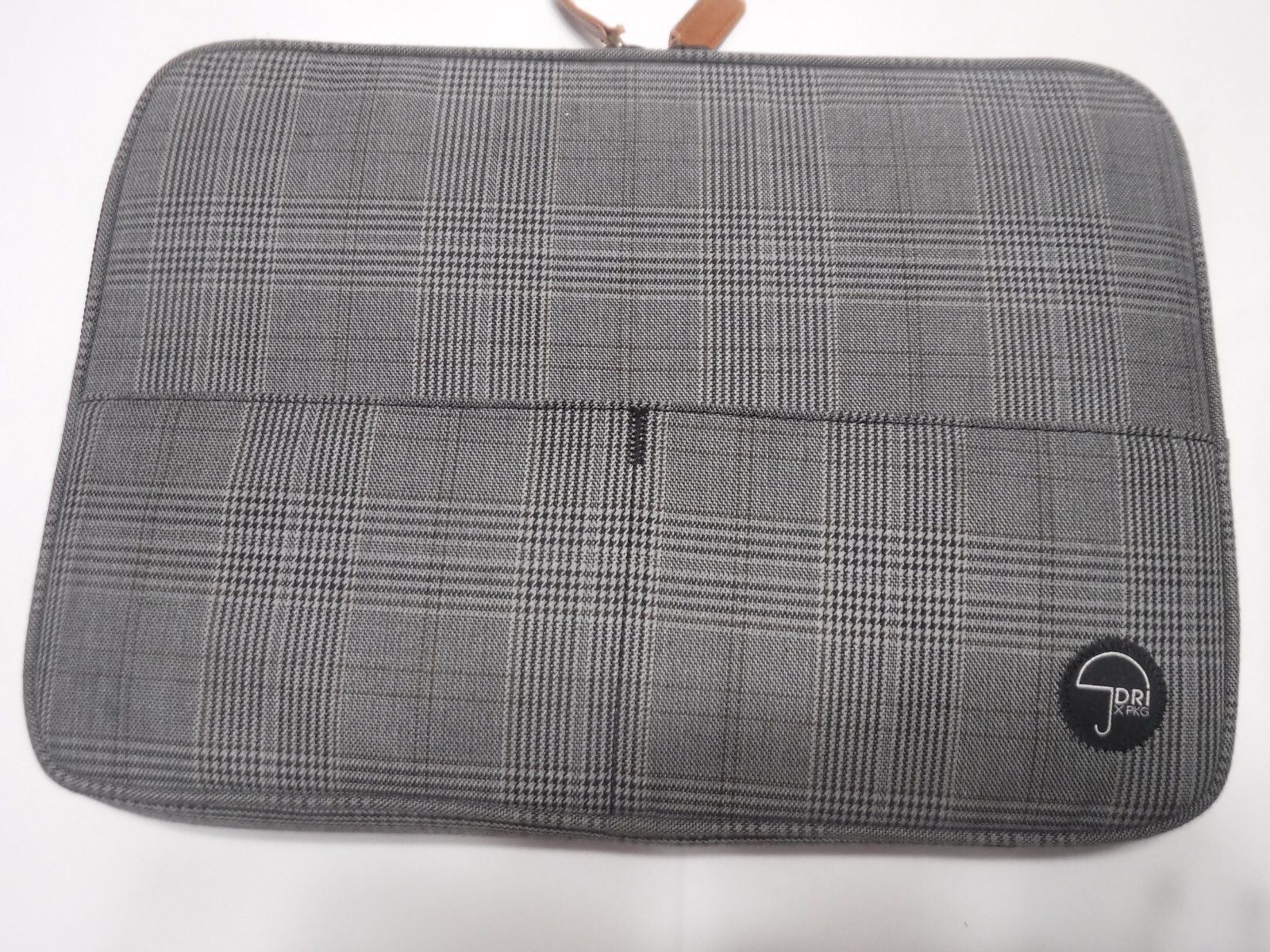 PKG CANADA 14.5 x 10 Tablet Sleeve Zip Padded Case Bag