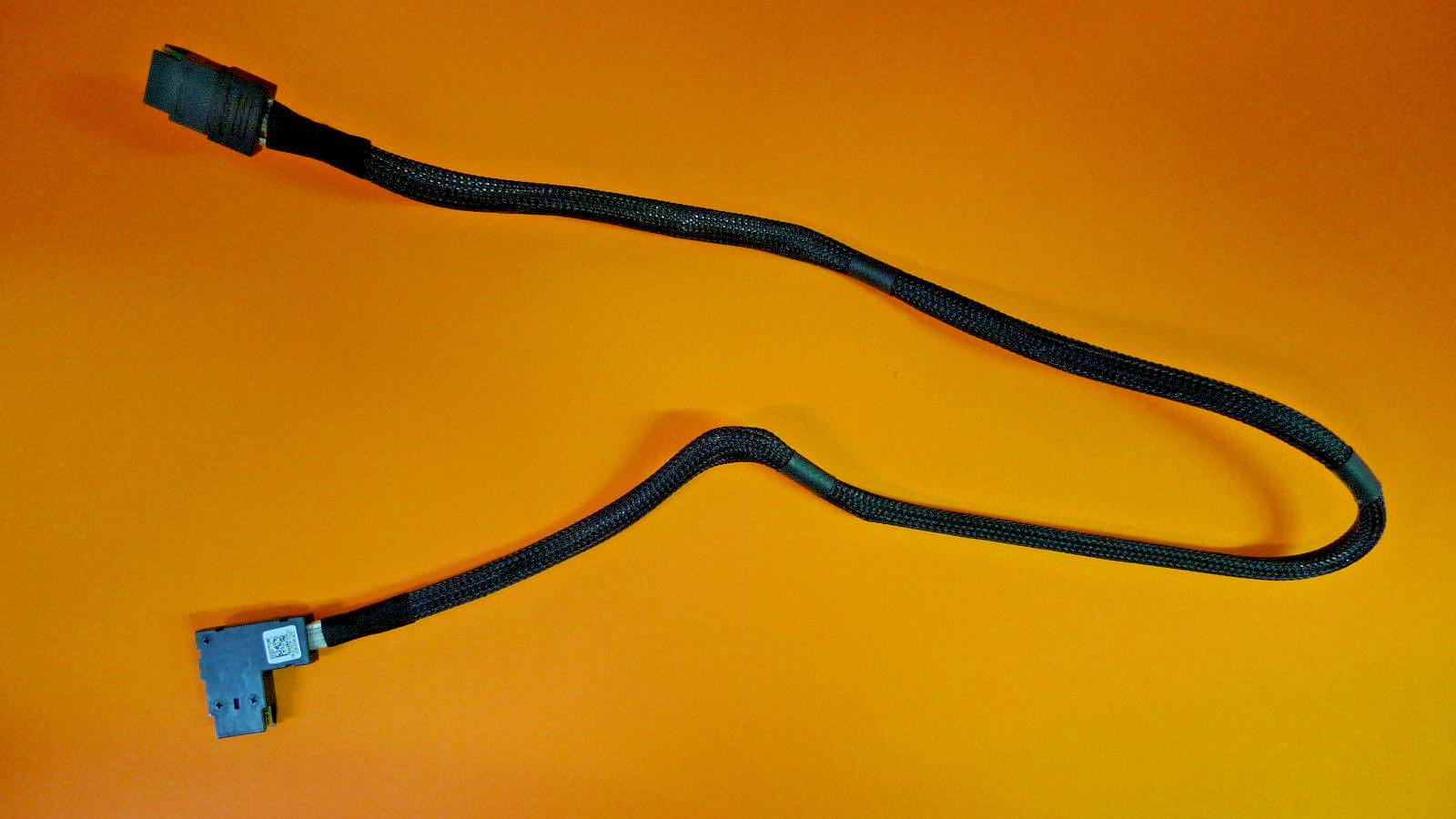 Genuine Dell PowerEdge R710 PERC H700 H200 Mini SAS to Mini SAS Cable T097M