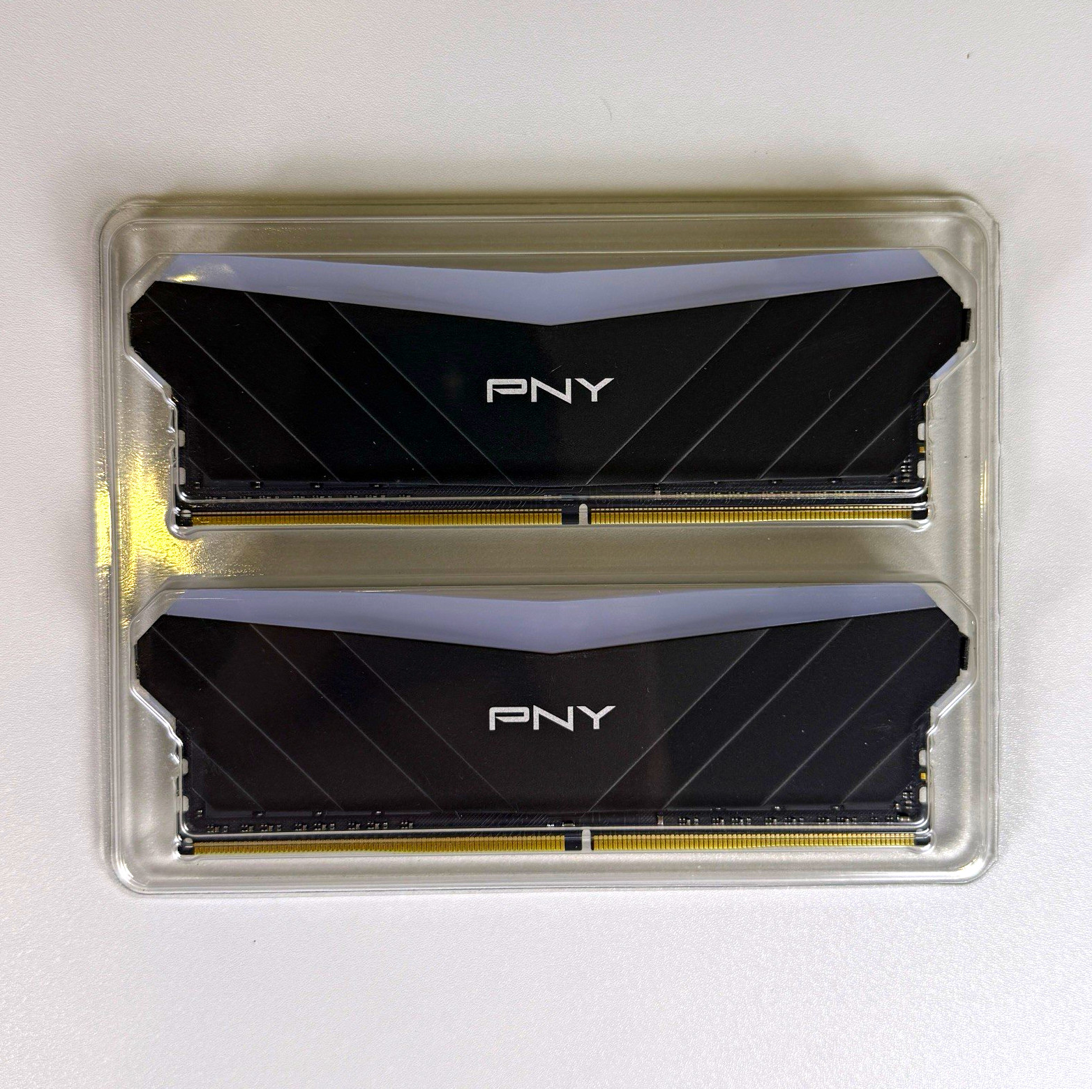 PNY XLR8 Gaming 32GB (2x16GB) DDR4-3600 CL18 PC4-28800 DIMM RAM Kit
