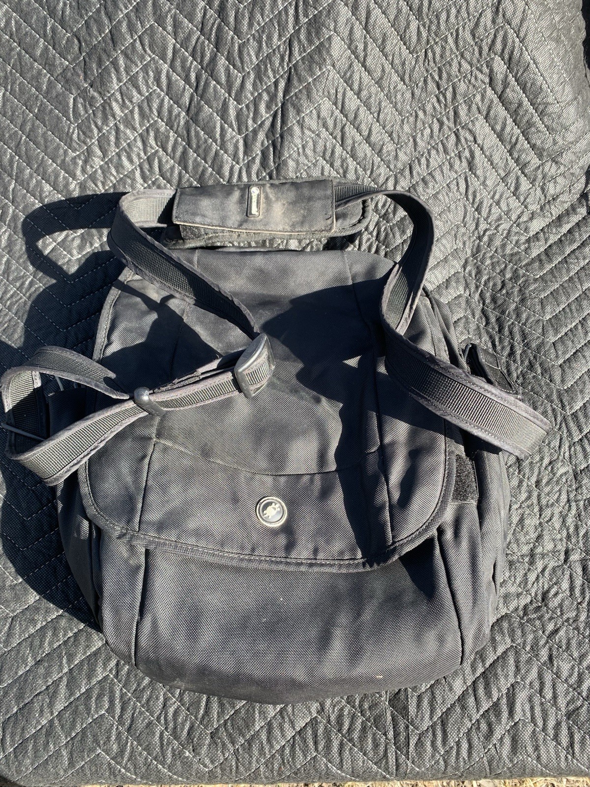 Pacsafe Metrosafe 300 Laptop Bag With Exomesh In Great Shape.