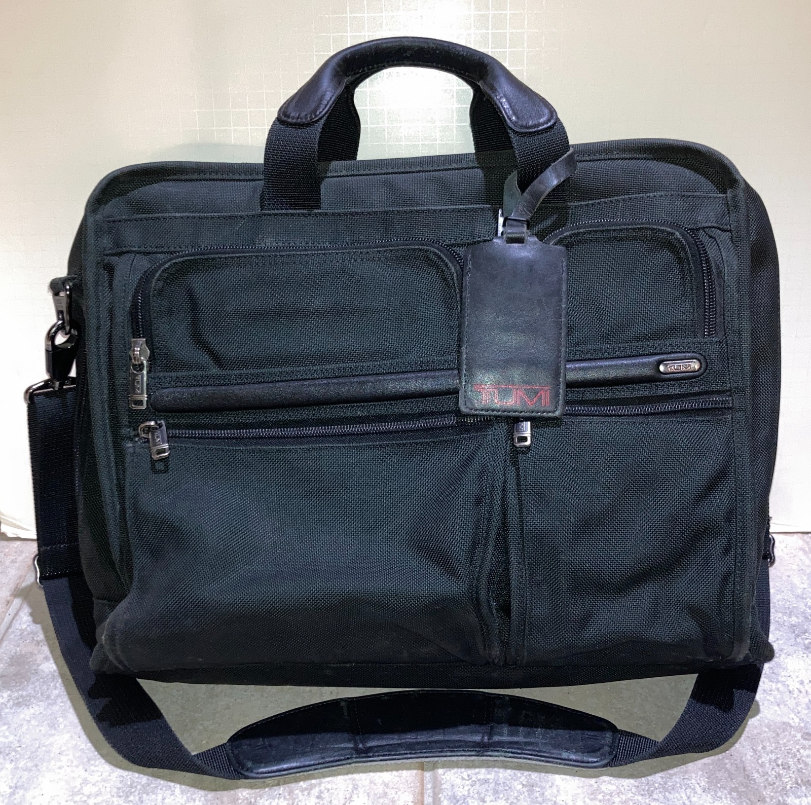 TUMI Alpha 26160D4 Laptop Briefcase Expandable Ballistic Nylon Black w/ Strap