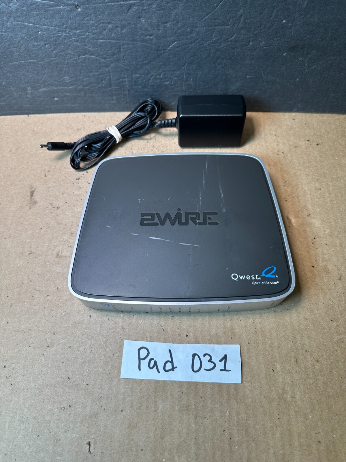 2WIRE MODEM ROUTER - Qwest/Centurylink - 2701HG-D Wi-Fi with Power Supply