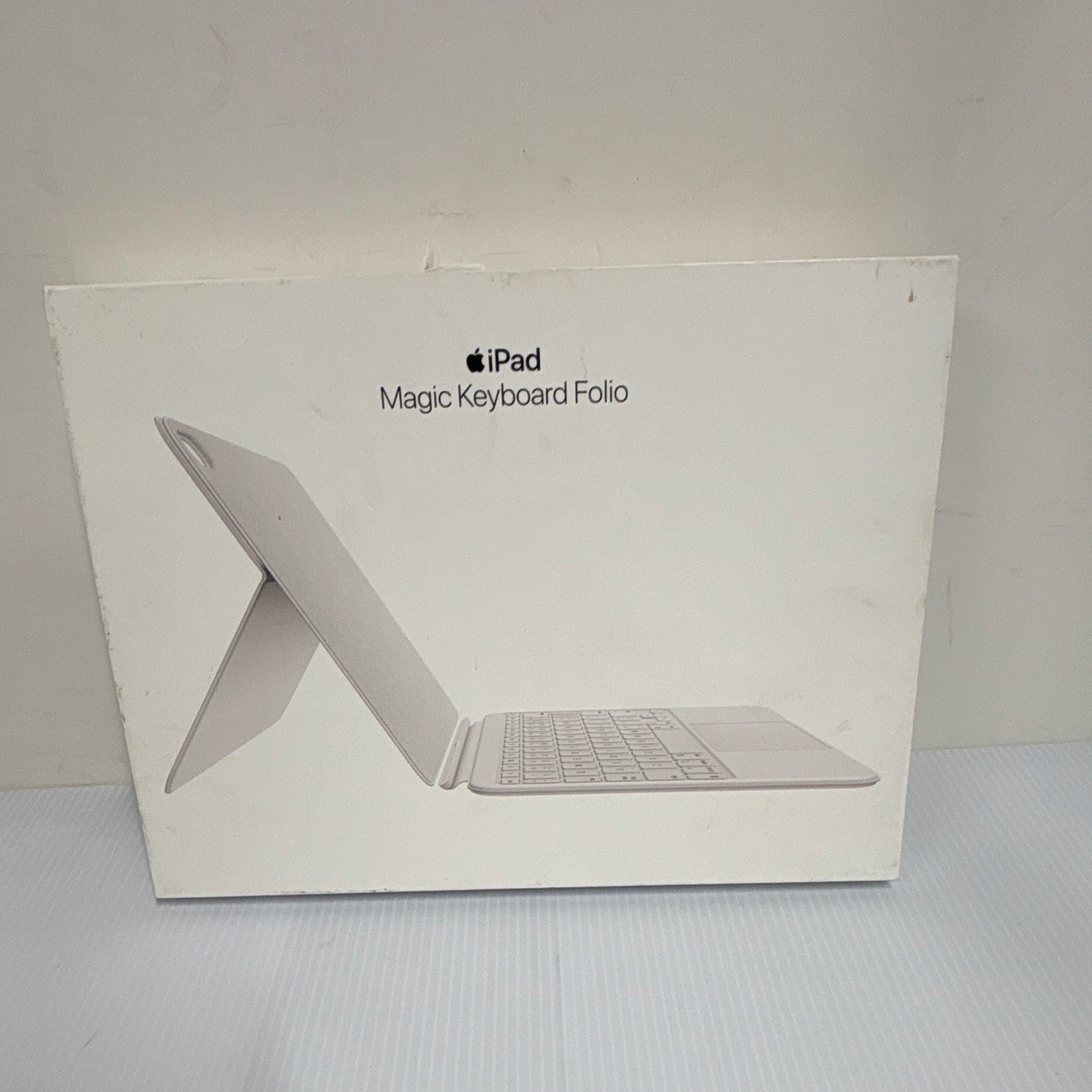Apple iPad Magic Keyboard Folio A2695 for iPad 10th Generation, White - OB
