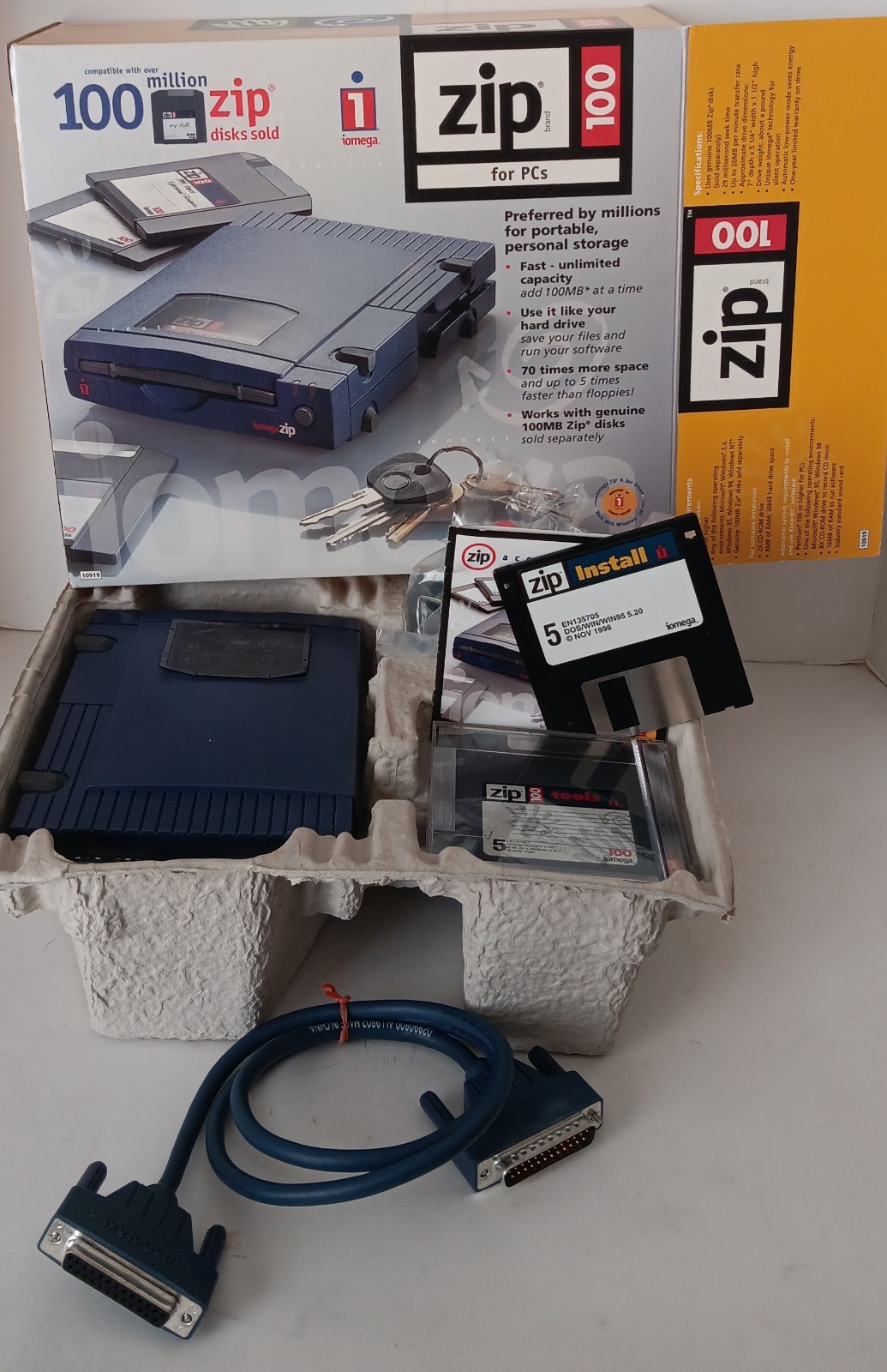 Iomega 100MB External Zip Drive Z100P2 Parallel Port w/Box Disks Cable 02653B00