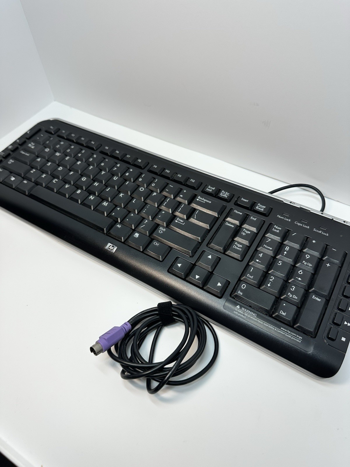 HP 5189 Multimedia Keyboard Wired PS/2 Black P/N 5188-6077 Rev 2.0
