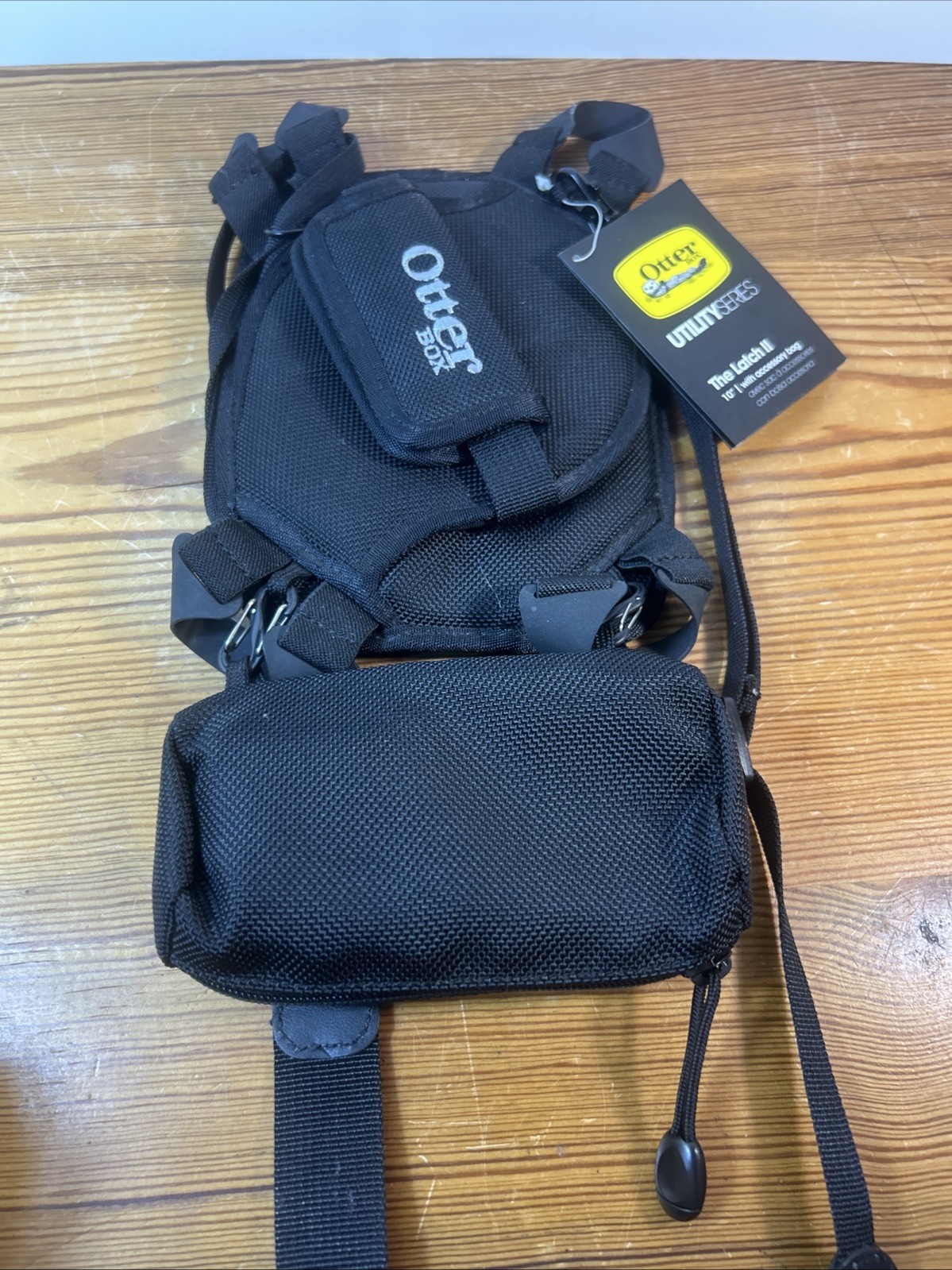 OtterBox Utility Series Latch II Case w/ Accessory Bag for 10 Inch Tablets iPad