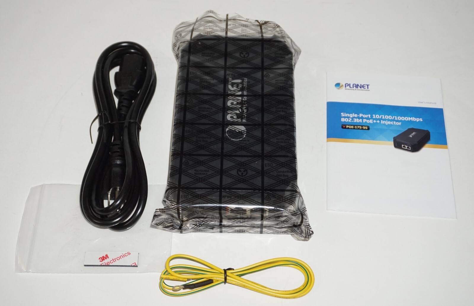 Power over Ethernet Injector Single-Port 802.3bt PoE++ 95 Watts POE-175-95 - NEW