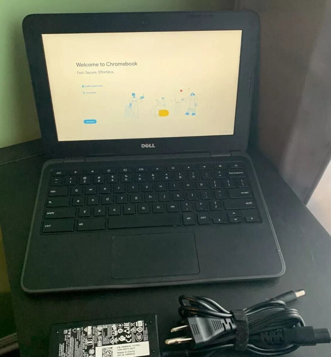 Dell Chromebook 11 3180 (11.6", Intel Celeron N3060, 4GB, 16GB SSD) w/ Charger