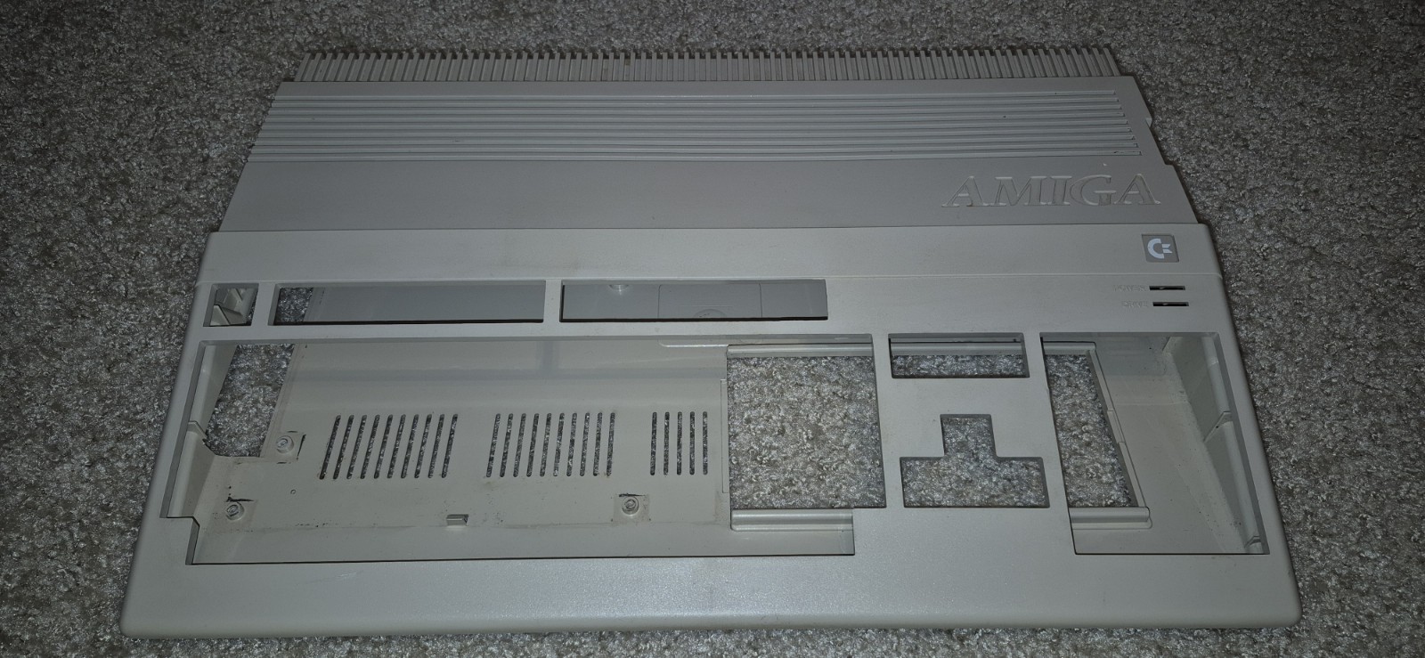 COMMODORE AMIGA 500 CASE IN GOOD CONDITION