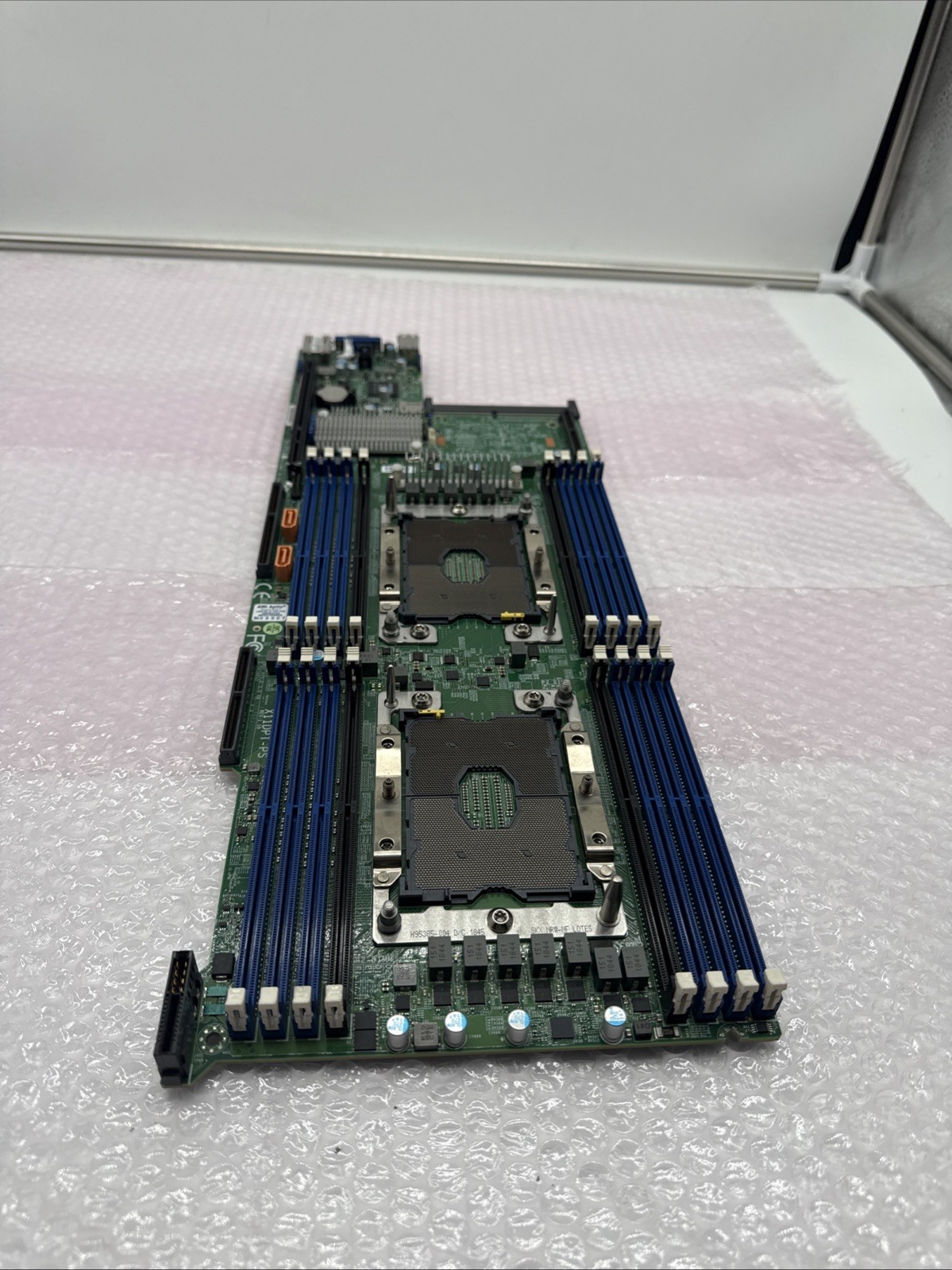 Supermicro X11DPT-PS  16 DIMM Motherboard