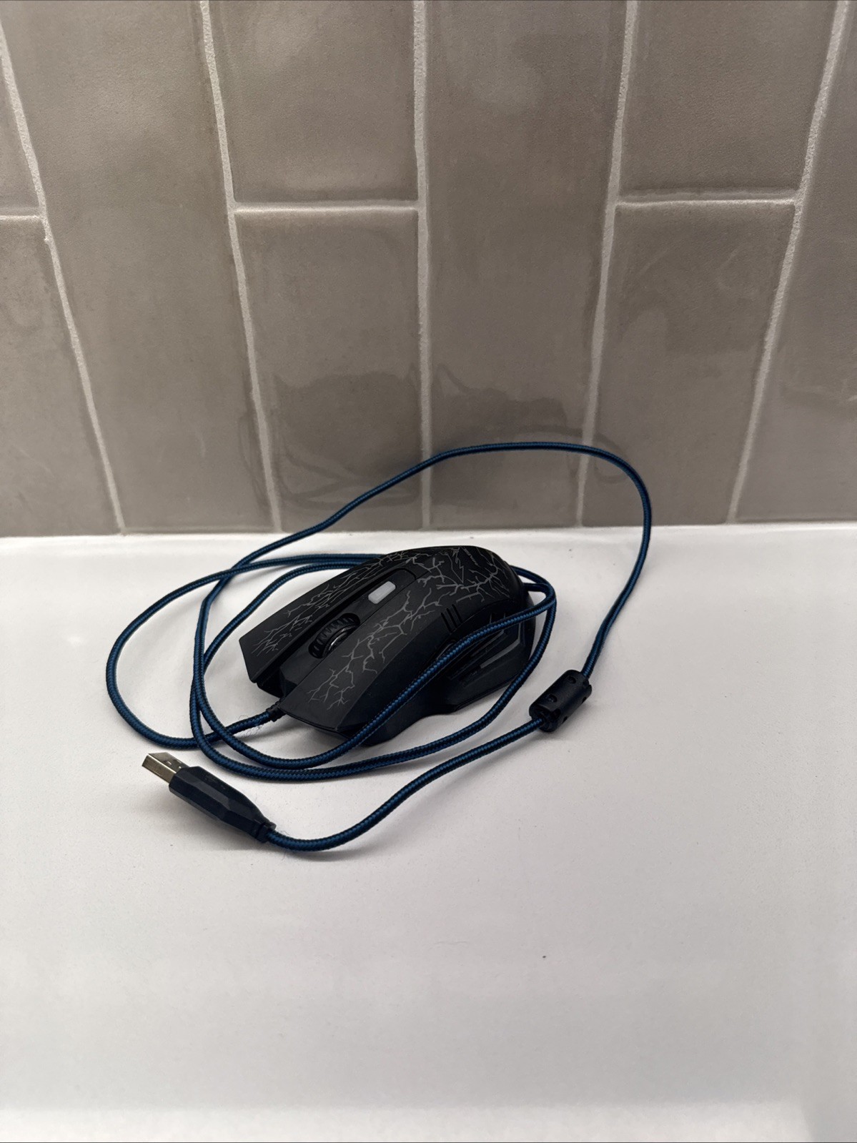 *RARE* PC Gaming X Magic Eagle Light Up Multicolored Professional Tactical Mouse