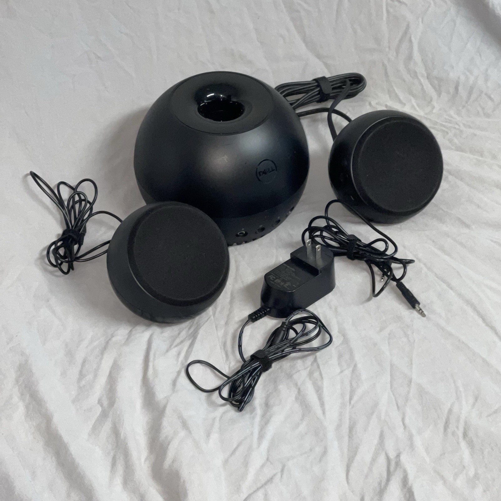 Dell V4J8D AE415 Computer Speakers 2.1 Channel Home Sound System 30W