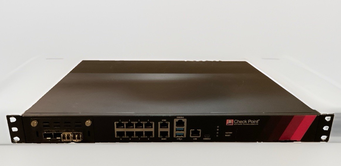 Check Point PL-20 8-Port GbE + 2 SFP ,  Firewall Network Security Appliance 1