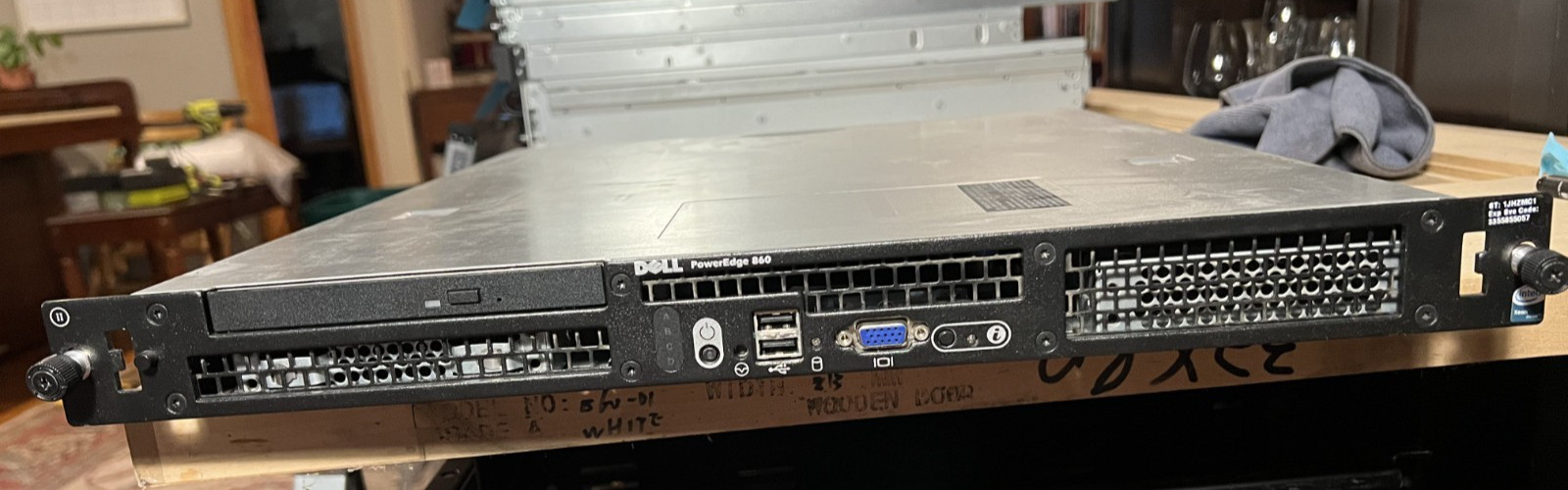 Dell PowerEdge 860 Rack Server Intel Xeon DualCore 1.86MHz 2GB ECC DDR2 RAM