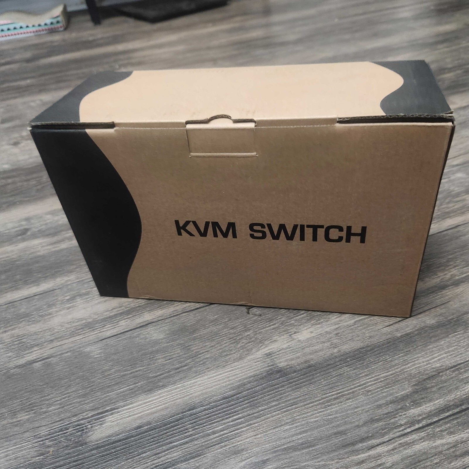 CKLau 4K@60Hz 2 Port HDMI KVM Switch Triple Monitor with Audio CKLau-923HUA
