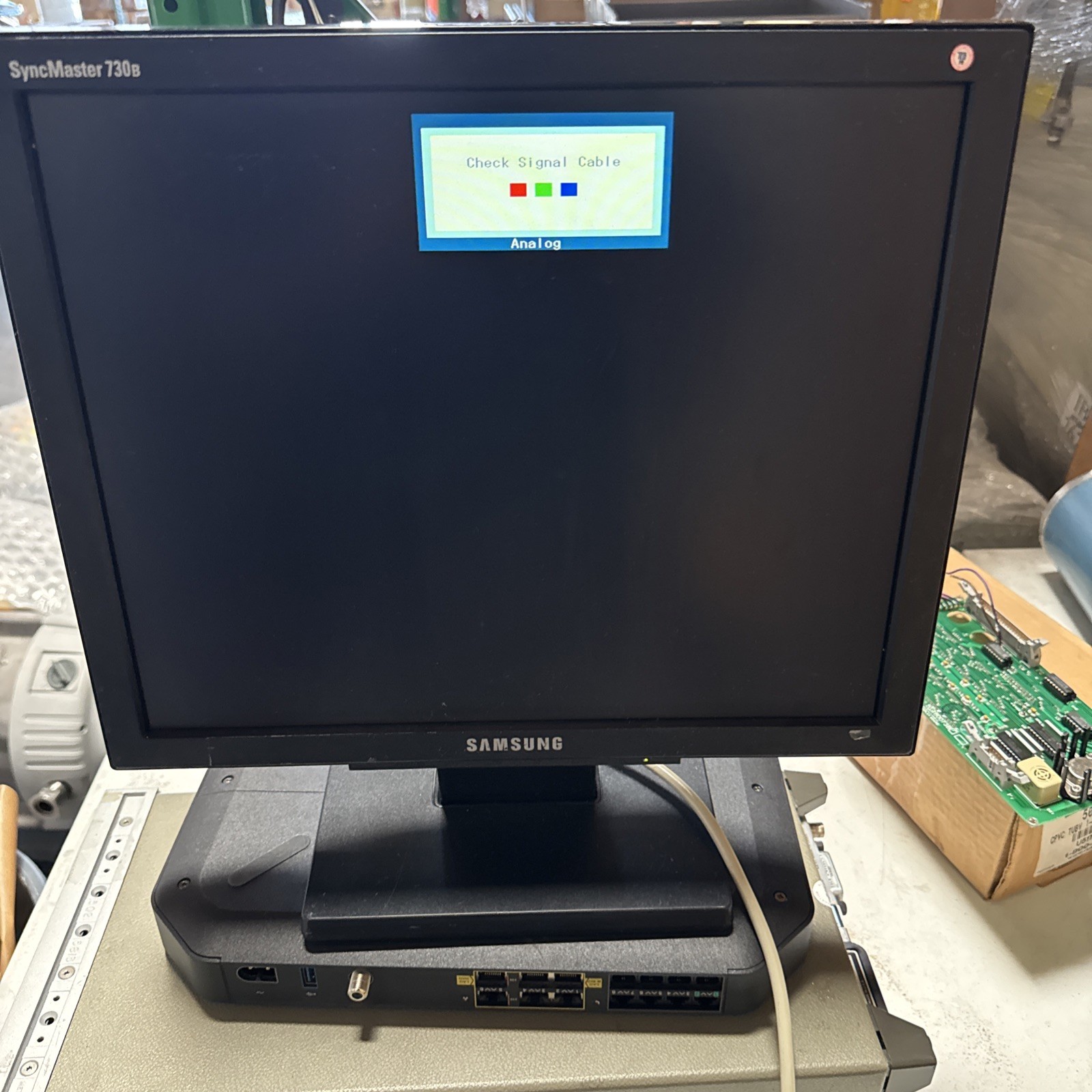 Samsung Syncmaster 730B