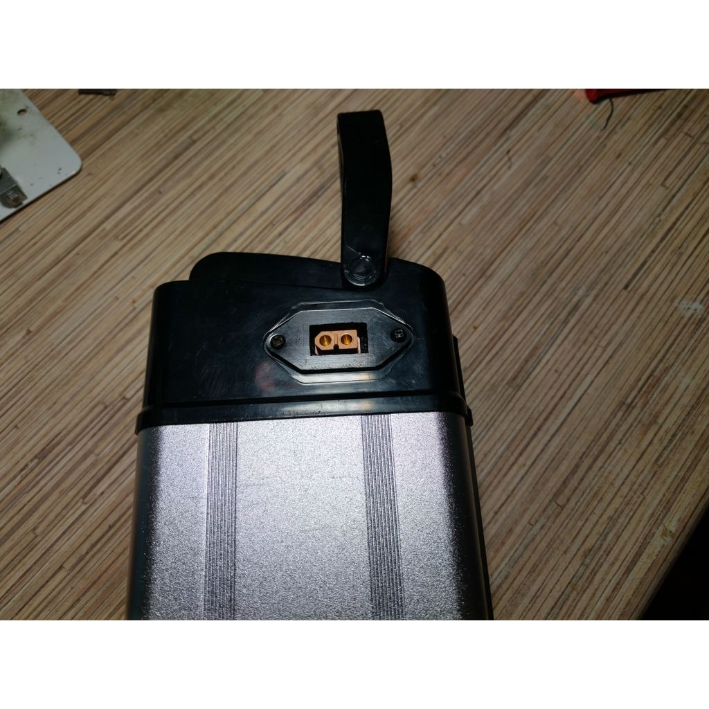 XT60 Female to IEC320 Panel Mount 3D-Printed