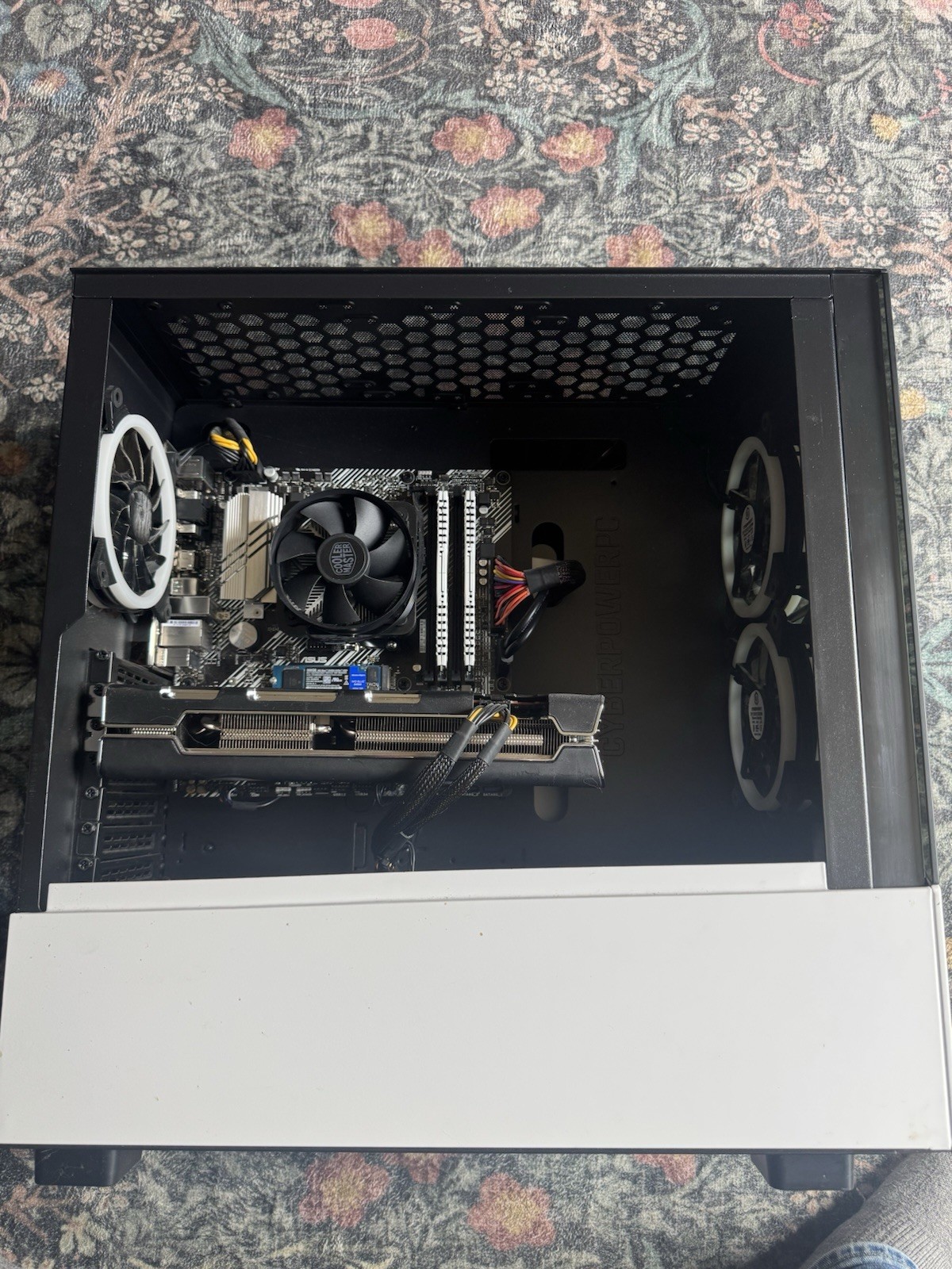 CyberPowerPC C SERIES Gaming Desktop Tower RX 5600 XT 500GB SSD Win10 Ryzen 5