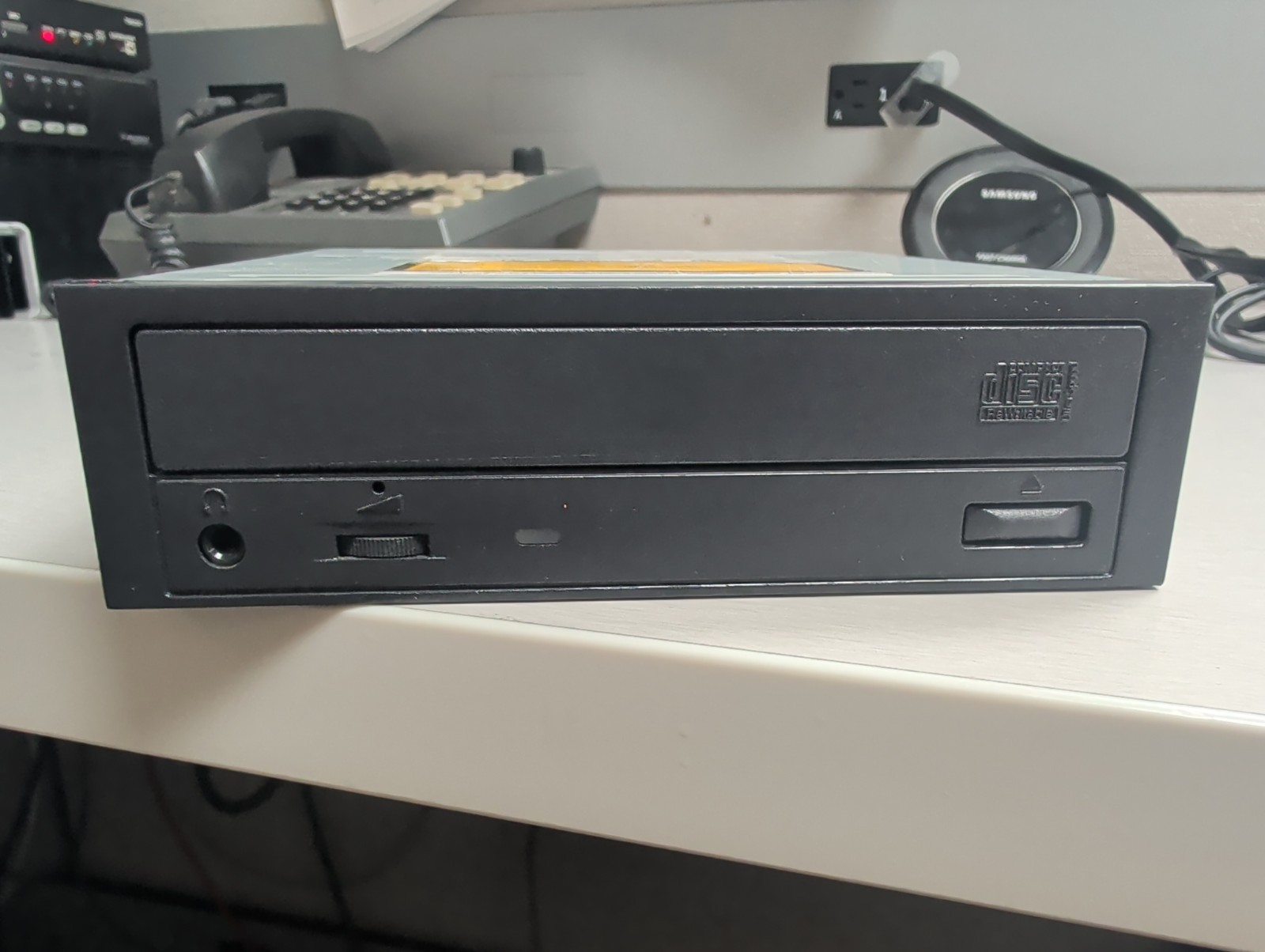 Sony CRX216E-DR CD-R/RW Internal Drive ATAPI IDE 52x DP/N 0F1359 Vintage 2003