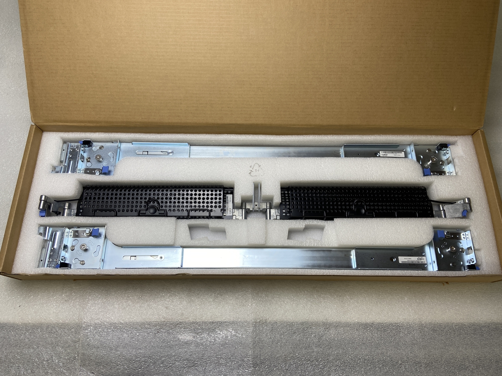 Open Box Dell FN360 PowerEdge 2U Rapid Versa Rail Kit and Cable Management