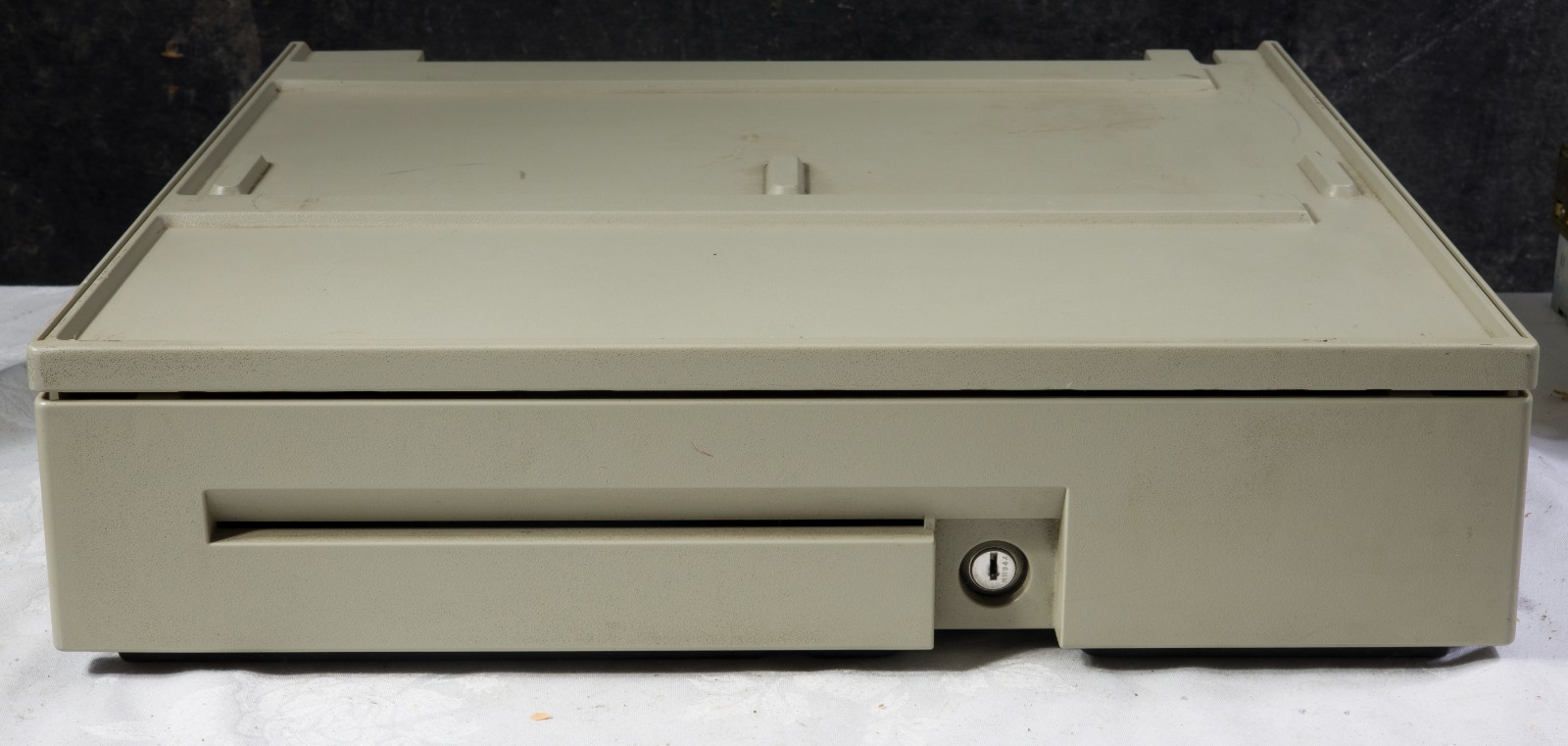 IBM 4683 cash drawer 4783794