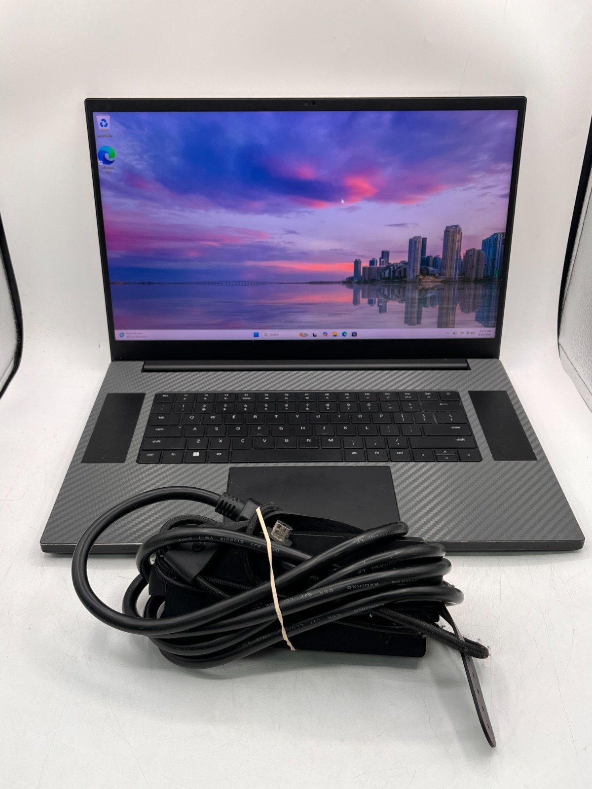 Razer Blade 15 RZ09-0421 15.6" i7-12800H 16GB RAM 1TB SSD GeForce RTX 3070 Ti